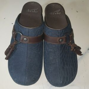 Dansko blue size 10 new never worn.